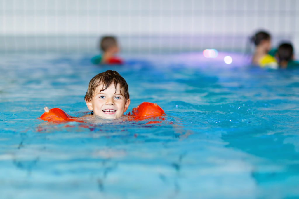 Tip 4: Ga indoor spelen, zwemmen of op onderzoek uit!